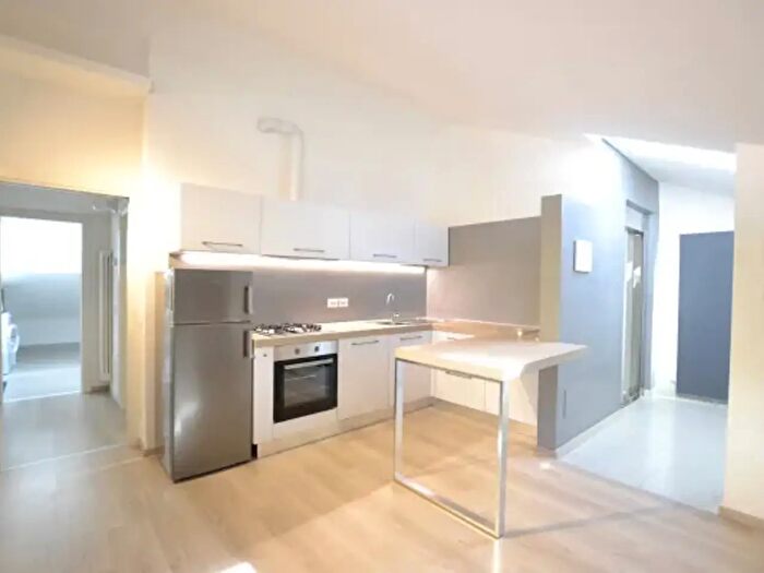 Appartamento quadrilocale in vendita in Viale Maria Ceccarini, Riccione