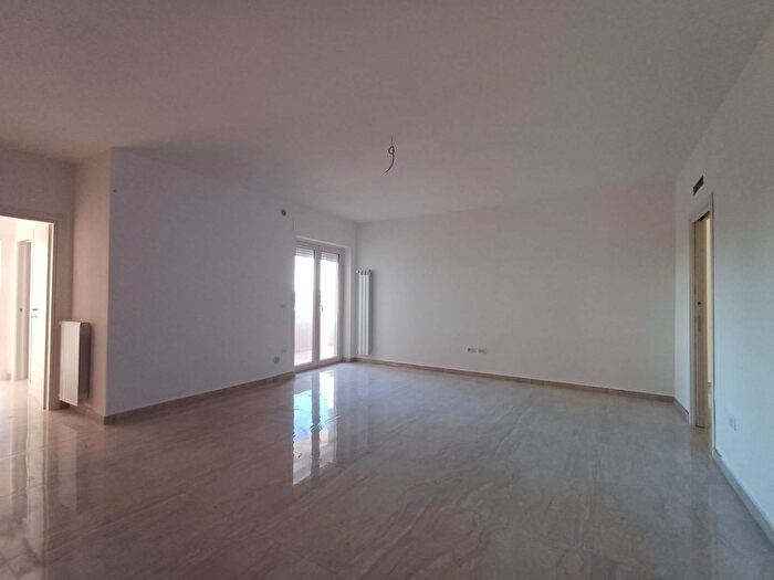 Appartamento trilocale in vendita in Arcivescovo Pontillo Snc, Casagiove