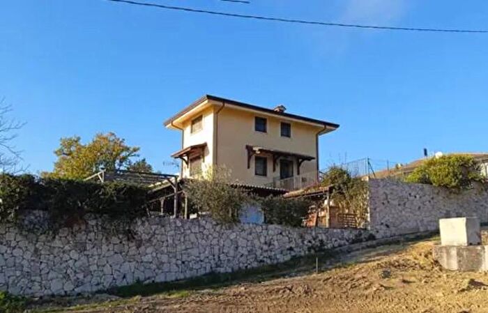 Casa con 6 locali in vendita in Via San Michele, Cassino
