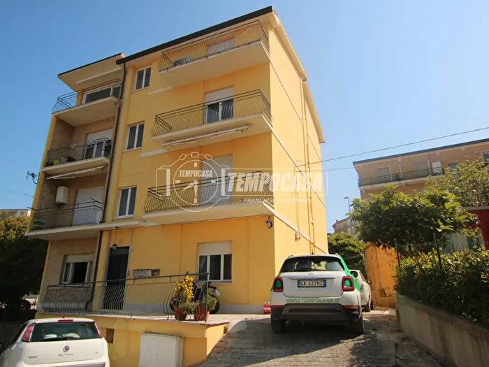 Appartamento quadrilocale in vendita in Via Armando Diaz, Fermo
