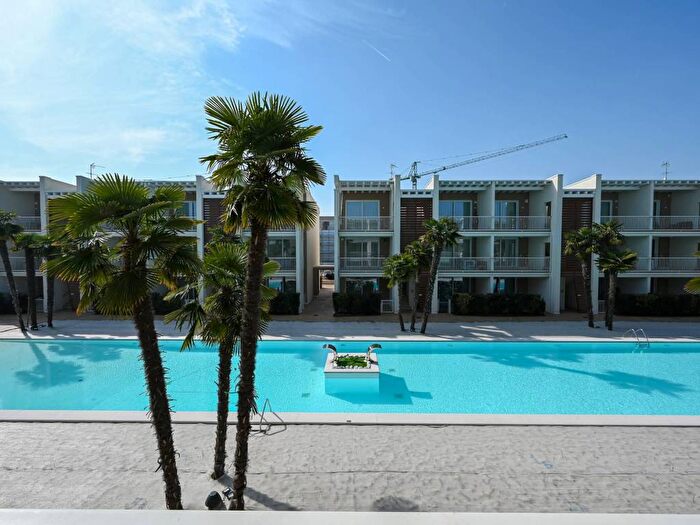 Appartamento trilocale in affitto in Via Udine, Lido Ovest Faro, Jesolo