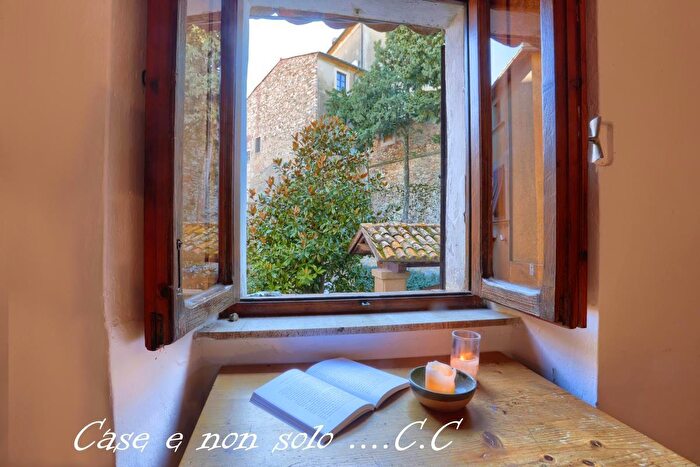 Appartamento trilocale in vendita in Castagneto Carducci