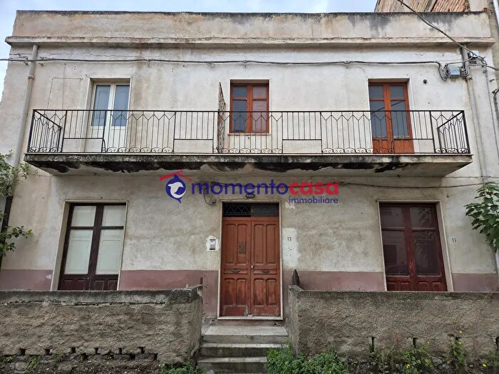 Casa con 10 locali in vendita in Via Saracinello al Torrente, Reggio Calabria
