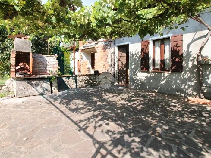 Casa bilocale in vendita in Località Preane, Sabbio Chiese