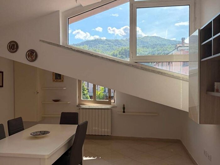 Casa trilocale in affitto in Aulla, Centro