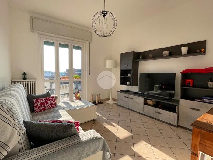 Appartamento trilocale in vendita in Via dei Bottai, Asti