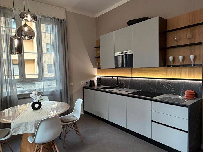 Appartamento bilocale in affitto in Via Leone Tolstoj, Piazza Napoli, Milano