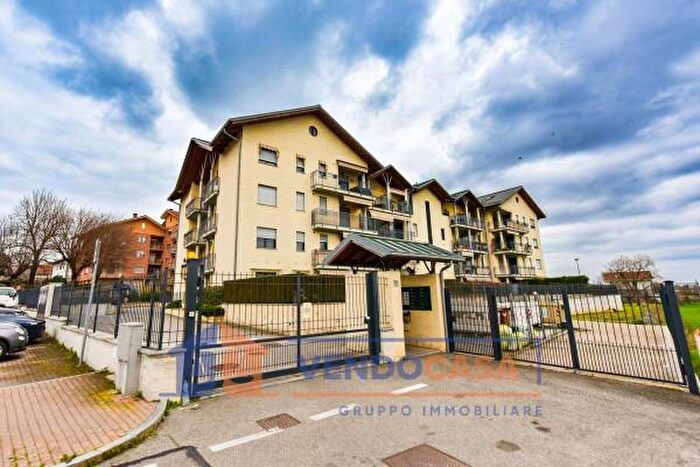 Appartamento trilocale in vendita in Strada Genova, Moncalieri