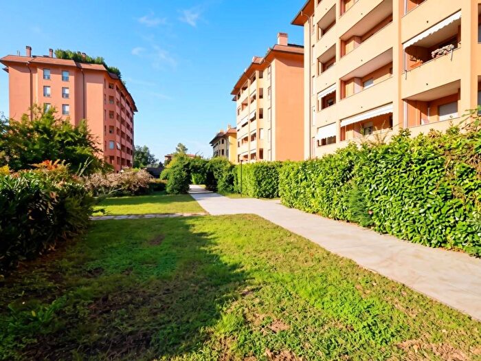 Appartamento trilocale in affitto in Via Carlo Montanari, San Fruttuoso, Monza