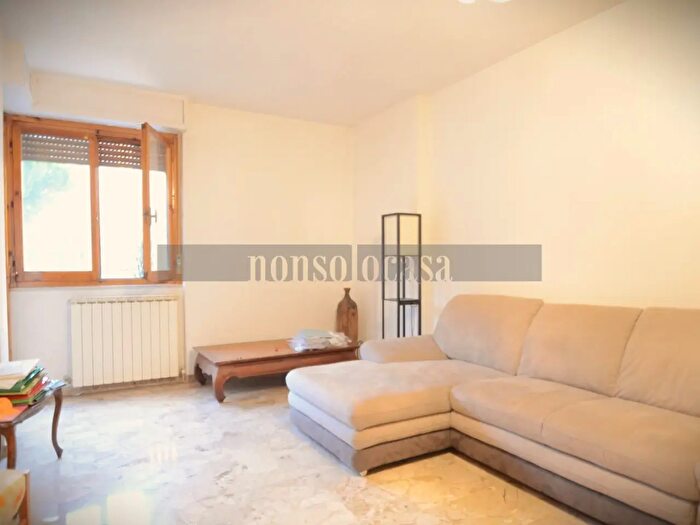 Appartamento quadrilocale in affitto in Via della Scuola, Perugia