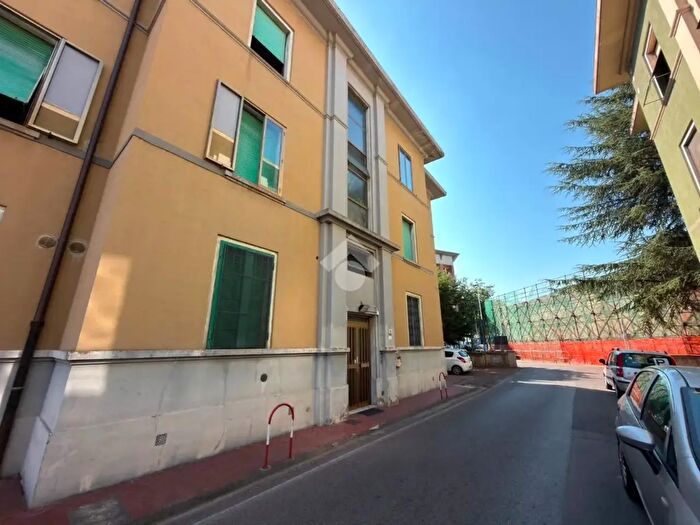 Appartamento quadrilocale in vendita in Via De Perfetti Ricasoli, Firenze