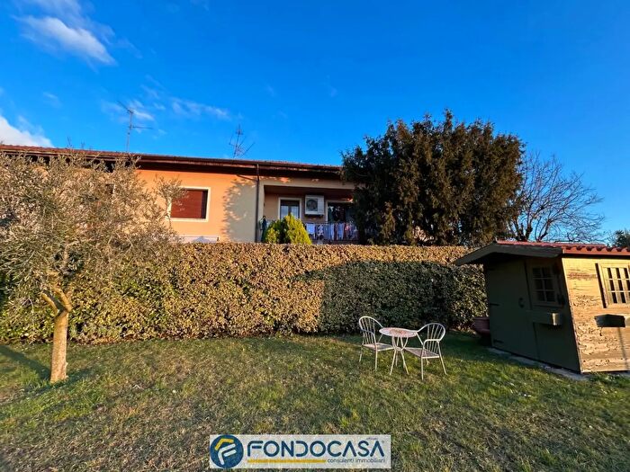 Casa con 5 locali in vendita in Via Primavera, Erbusco