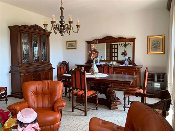 Appartamento con 7 locali in vendita in Via II Giugno a Certaldo Firenze, Certaldo