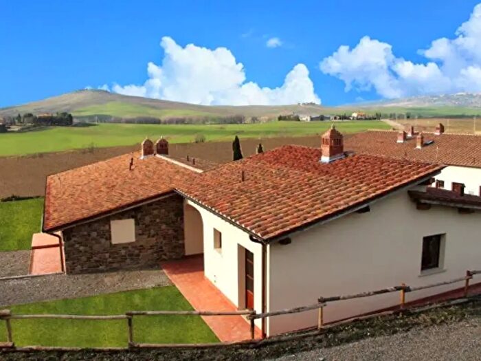Casa quadrilocale in vendita in Strada Provinciale del Monte Amiata, Pienza