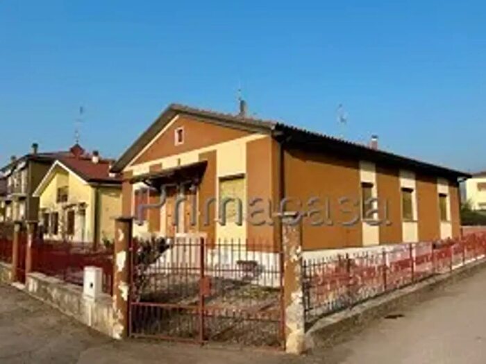 Casa con 6 locali in vendita in Via Verdi, San Pietro In Cariano
