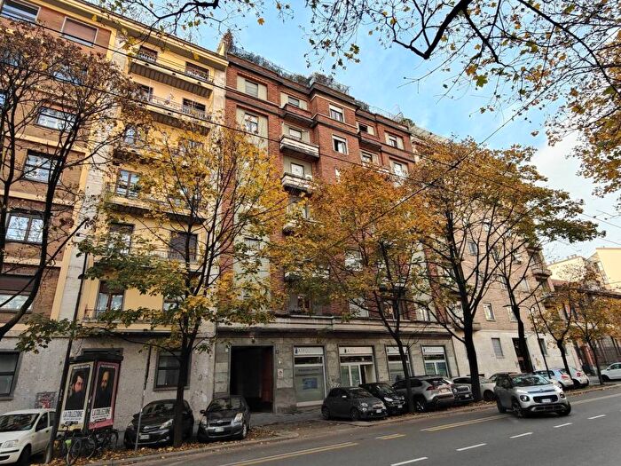 Appartamento bilocale in affitto in Via Giovan Battista Pergolesi, Buenos Aires, Milano