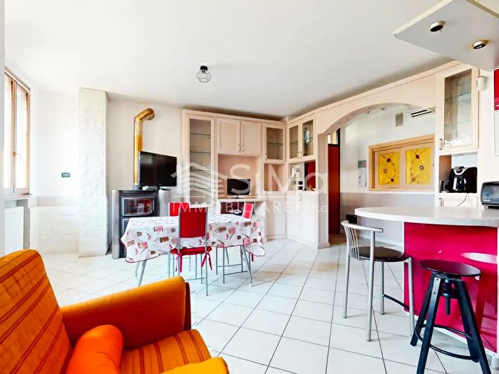 Case in Vendita e in Affitto - 3