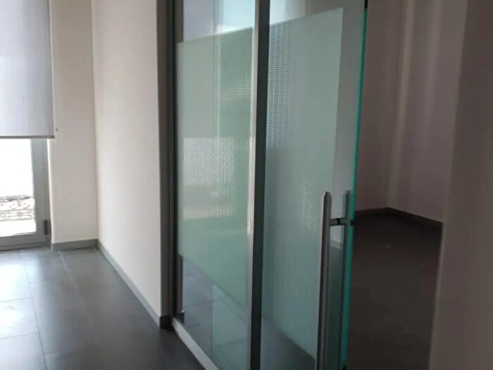 Casa con 16 locali in vendita in Castelfranco Di Sotto