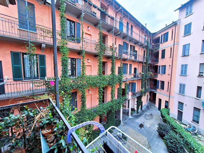 Appartamento bilocale in affitto in Via Vittorio Salmini, Porta Romana Medaglie d'Oro, Milano