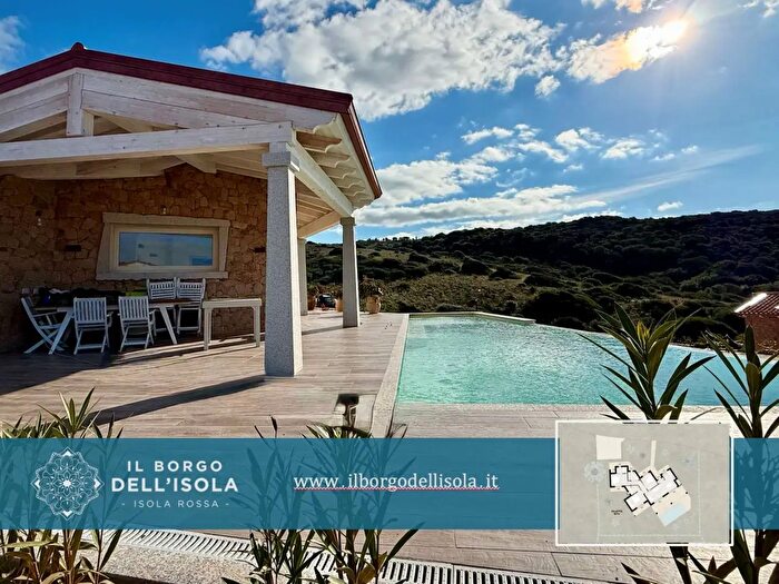 Casa quadrilocale in vendita in Via LI Bicchi Russi, Trinità dAgultu e Vignola