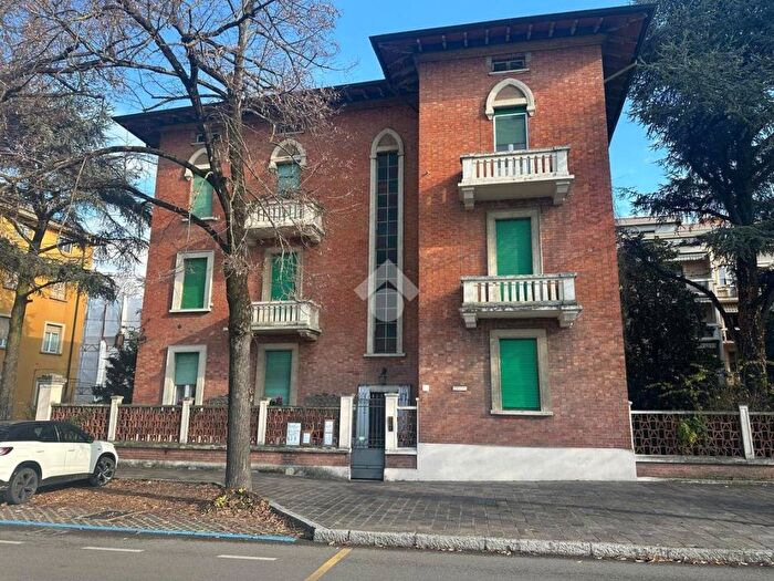 Appartamento trilocale in affitto in Viale Rustici, Stadio Cittadella, Parma