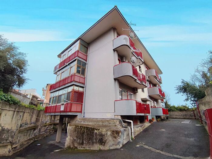 Appartamento trilocale in vendita in Via Etnea Tremestieri Etneo, Tremestieri Etneo