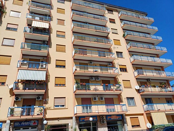 Appartamento trilocale in affitto in Via Giambattista Tiepolo, Uditore Leonardo Da Vinci Alta, Palermo