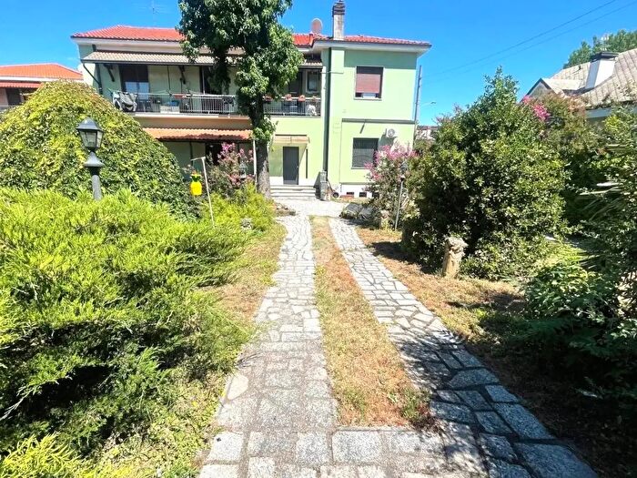 Casa quadrilocale in vendita in Via Adua, Arconate