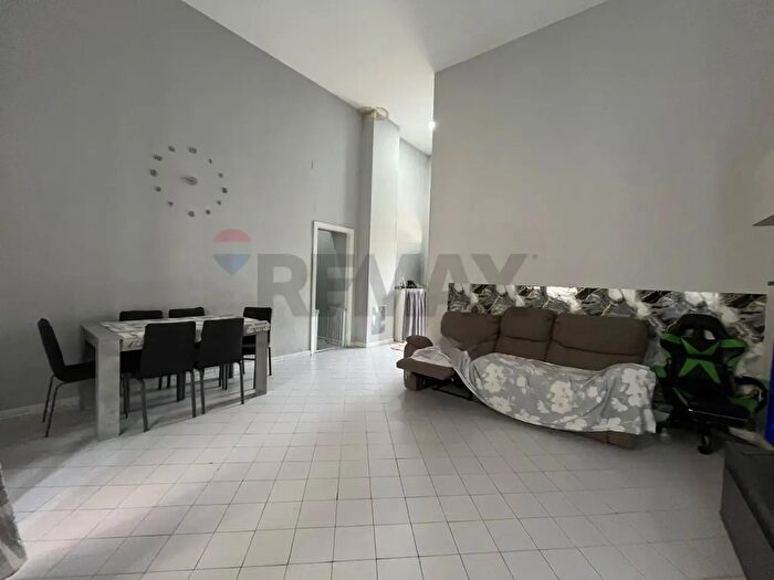 Appartamento quadrilocale in vendita in Via Don Agostino Cozzolino, Napoli