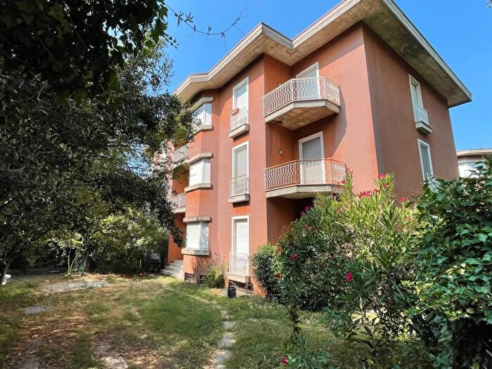 Appartamento quadrilocale in affitto in Via Sant'Emiliano, Urago Mella, Brescia