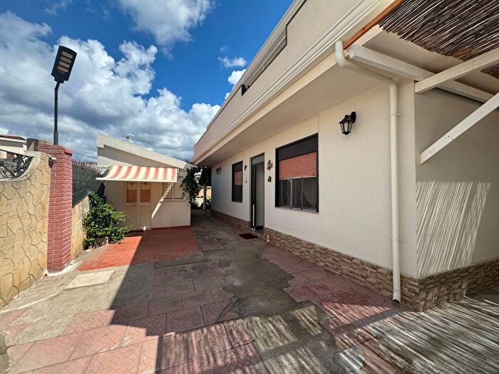 Appartamento trilocale in affitto in Via Torre Bianca, Torre Faro, Messina