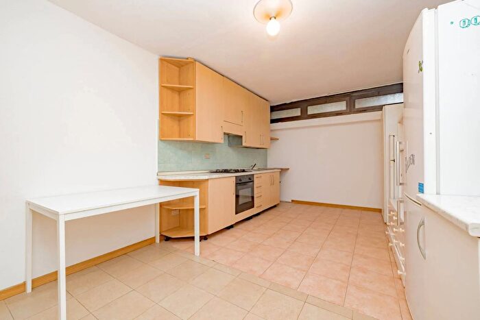 Appartamento con 7 locali in vendita in Via Giovanni Bellezza Milano, Milano