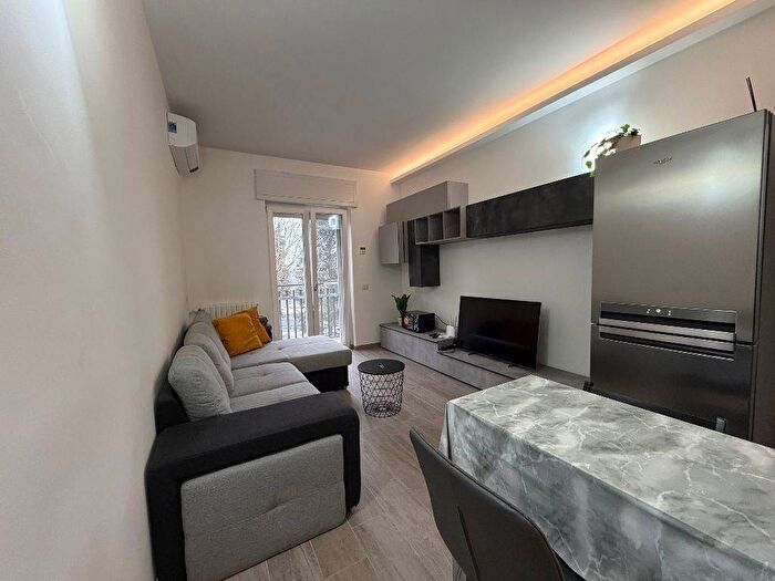 Appartamento bilocale in affitto in Via Marco DAgrate, Corvetto, Milano