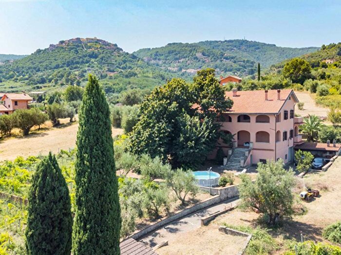 Casa con 6 locali in vendita in Via Mont'Est, Monte Compatri