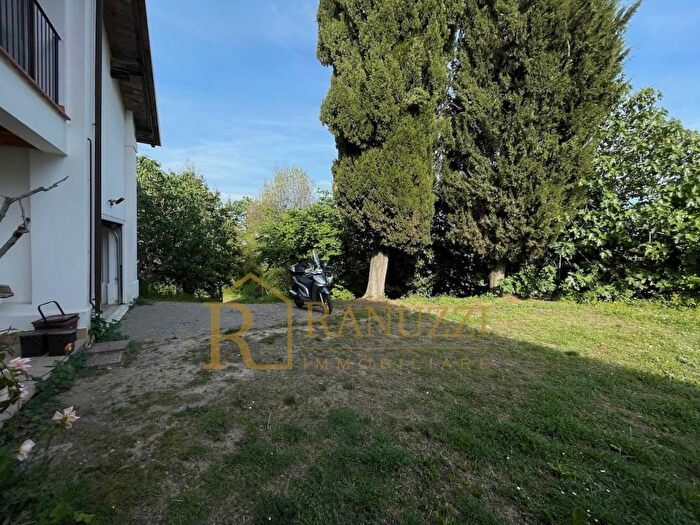 Casa con 5 locali in affitto in Via G Schiavina, Monte San Pietro