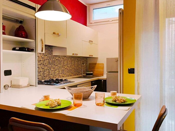 Appartamento monolocale in affitto in Via Desenzano, Gambara, Milano