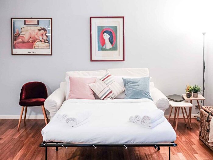 Appartamento bilocale in affitto in Via Giuseppe Compagnoni, Plebisciti Susa, Milano