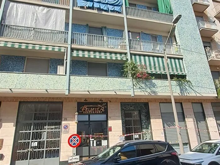 Appartamento trilocale in vendita in Torino
