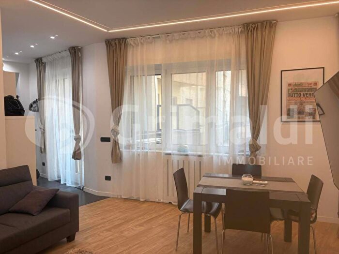 Appartamento bilocale in affitto in via Missori, Centro Storico, Monza