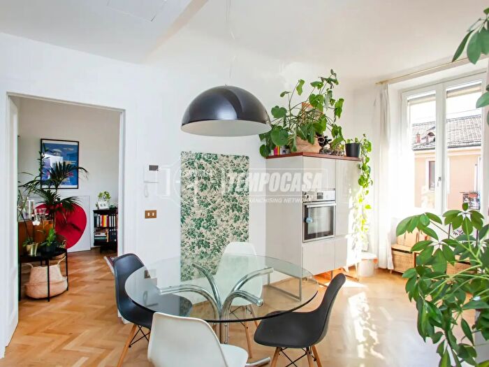 Appartamento trilocale in vendita in Via Settala, Milano
