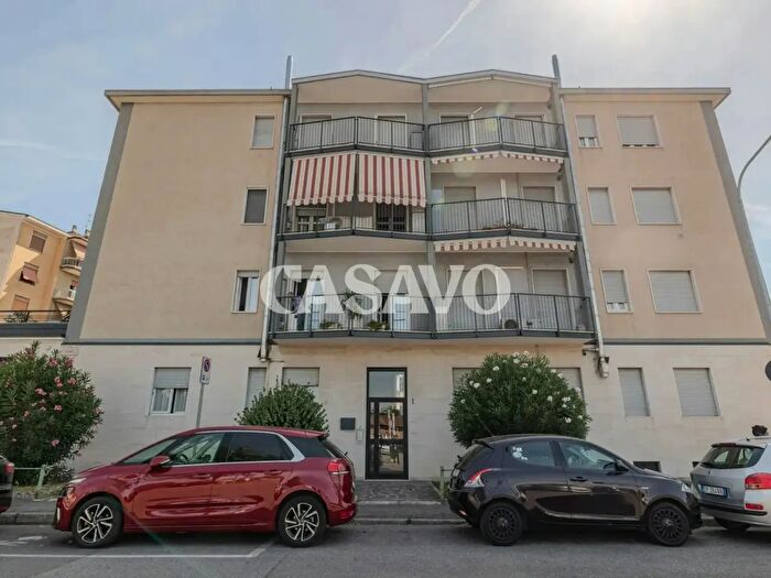 Appartamento bilocale in vendita in Via Zara, Rho