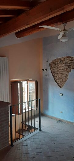 Casa trilocale in affitto in Etraia, Vicopisano