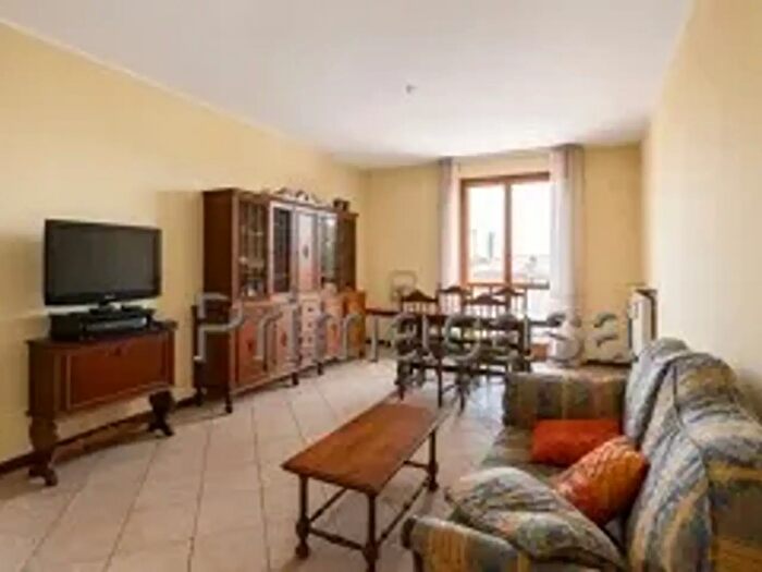 Appartamento quadrilocale in vendita in Via Emilia Est, Rubiera