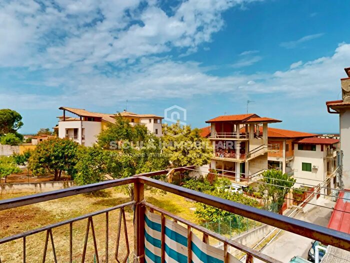 Appartamento con 6 locali in vendita in Via Cannamelata, SantAgata Di Militello