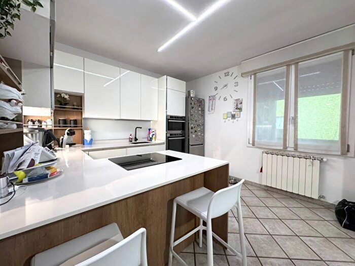 Casa con 10 locali in vendita in Via Umberto Terracini, Porto Tolle