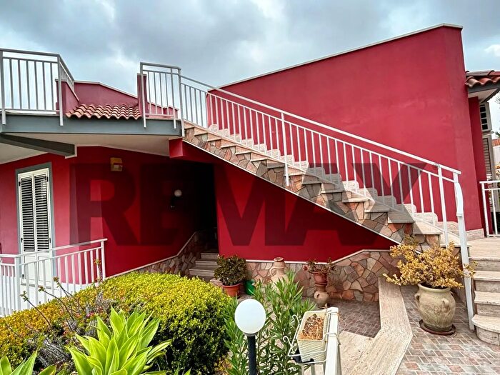 Casa con 5 locali in vendita in Viale Michele Marciano, Misilmeri