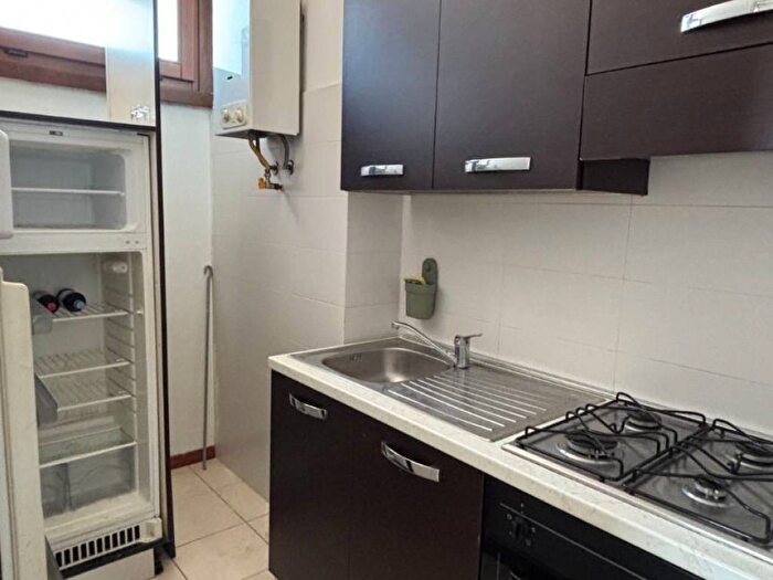 Appartamento trilocale in affitto in Via Ettore Ponti, Barona, Milano