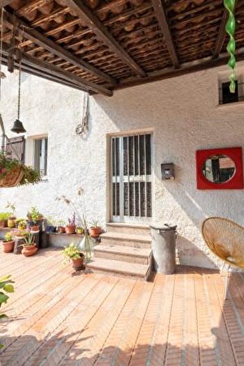 Casa con 6 locali in vendita in Castellarano