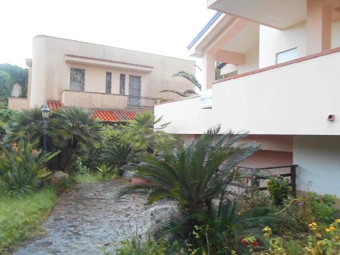 Appartamento con 5 locali in vendita in Castelvetrano