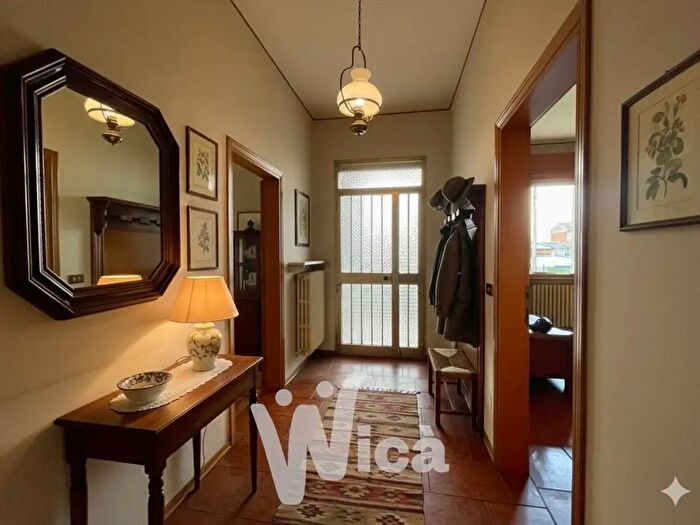 Appartamento con 5 locali in vendita in Cesena